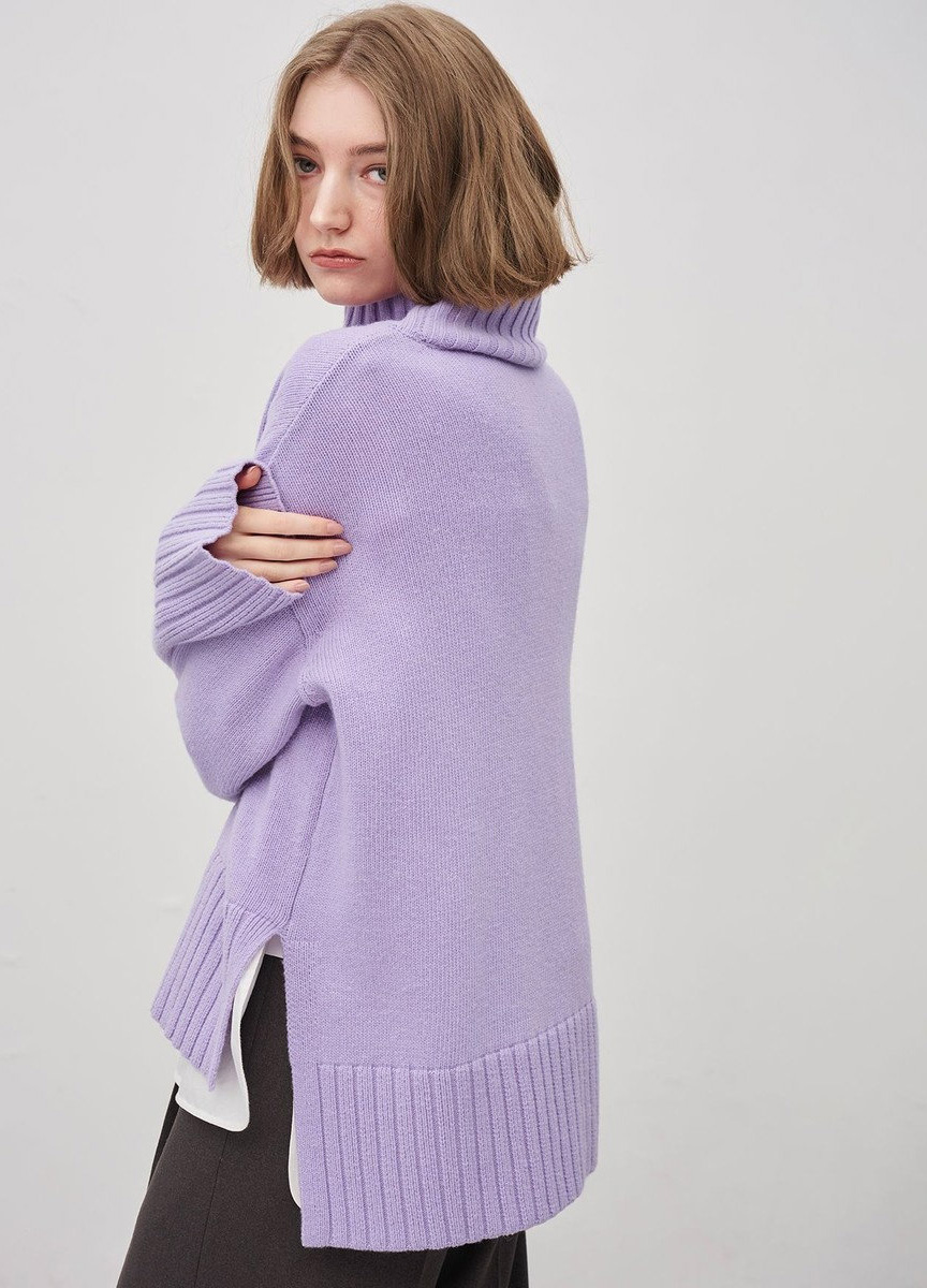 前短後長高領毛衣